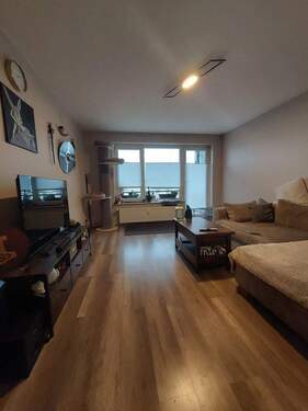 Wohnzimmer - Etagenwohnung mit 72,80 m&sup2; in Bremerhaven zur Miete