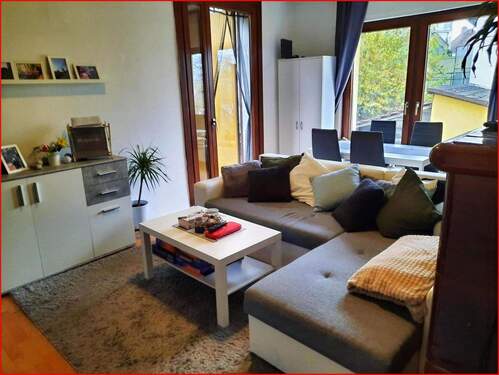 Wohnzimmer - 3 Familienhaus in PF-Südoststadt