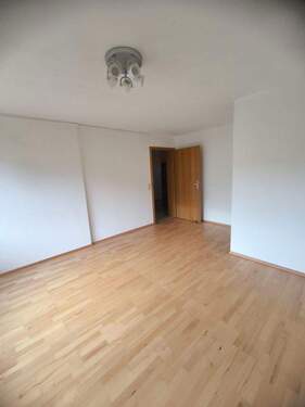 Zimmer Keller - 6 Zimmer Doppelhaushälfte zum Kaufen in Balgheim