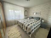 Schlafzimmer EG - 