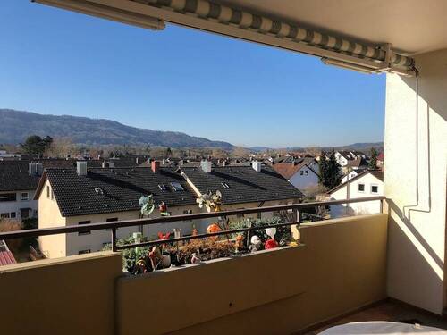 Sicht Balkon - 3 Zimmer Etagenwohnung in Rielasingen-Worblingen