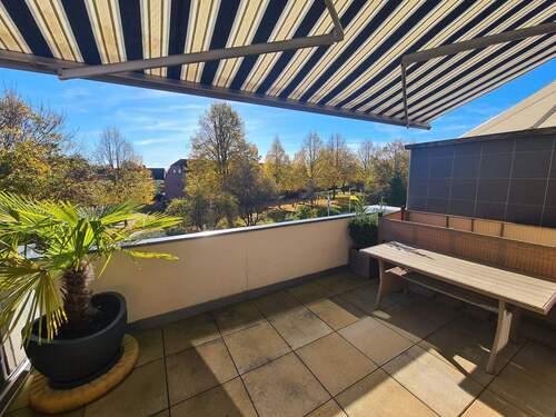 Balkon mit Markise - 3 Zimmer Etagenwohnung zum Kaufen in Ahlen