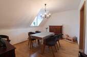 Zimmer 3 - 