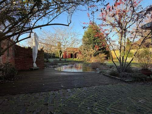 Blick in den großen Garten - 