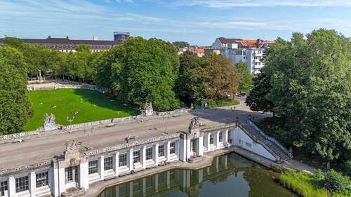 Umgebung + Haus - 