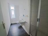 Duschbad mit Fenster - 