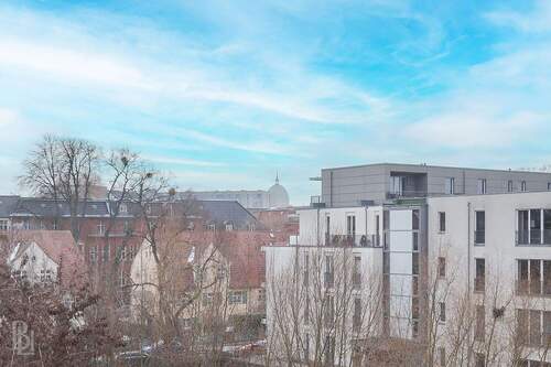 Blick nach Draußen - 4 Zimmer Etagenwohnung zur Miete in Potsdam