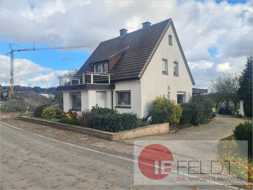 Ansicht auf die Einfahrt - Einfamilienhaus mit 158,00 m&sup2; in Westerkappeln zum Kaufen