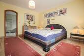 Schlafzimmer EG - 
