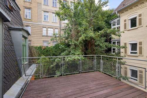 Traumhafte Dachterrasse - 2-Zimmer-Wohnung mit großer Dachterrasse mitten in der Stadt