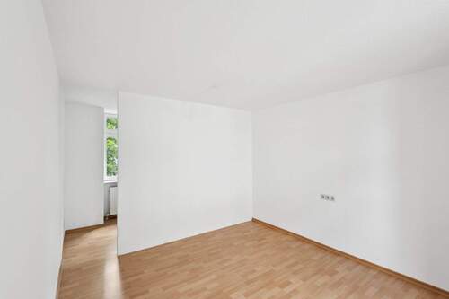 Schlafzimmer mit Ankleide - 