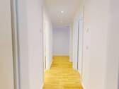 Wohnungsflur mit Spotlights - 