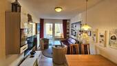 über 24 m² großes Wohnzimmer - 