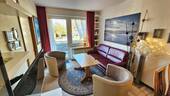 Wohnzimmer mit West-Balkon - 