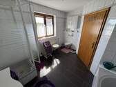 OG Badezimmer Rückseite - 