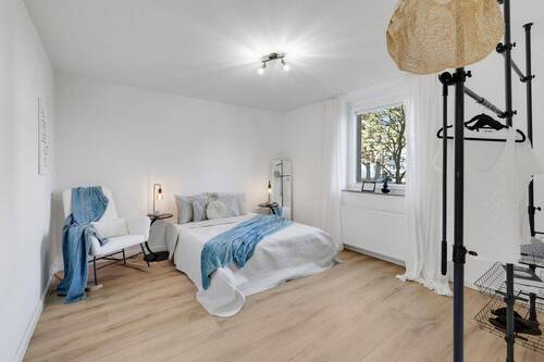 Bild 2 - 4 Zimmer Etagenwohnung zum Kaufen in Oldenburg