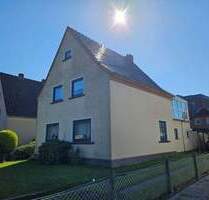 Einfamilienhaus mit Wintergarten und sonnigem Grundstück in ruhiger Lage im Bremer Norden - Bremen Farge