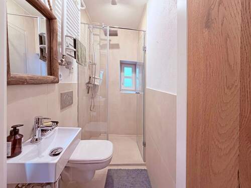 Gäste-Bad Erdgeschoss - 