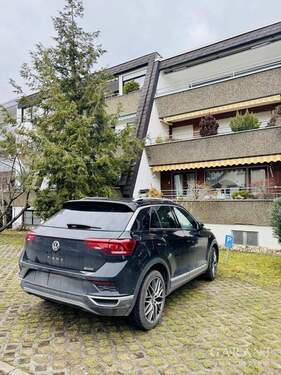 Stellplatz vor dem Haus - 