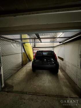 Abschließbare Garagenbox in der Tiefgarage - 