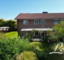 +++ Doppelhaushälfte mit zwei Wohnungen und neuwertiger Heizung in guter Lage von Augustfehn! +++ - Apen / Augustfehn Vreschen-Bokel