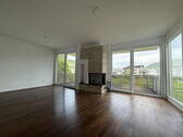 Wohn-/Essbereich - Lichtdurchflutete Wohnung mit herrlichem Weitblick auf Weinberge und Albtrauf