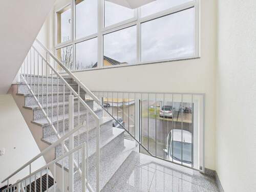 CAM04517G0-PR0007-STILL047.jpg - 