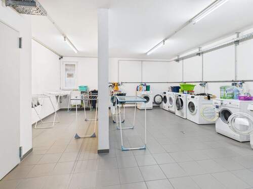 CAM04517G0-PR0007-STILL054.jpg - 