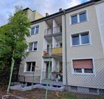 6 Wohnungen - 6 Balkone. Attraktive Lage mit nachhaltigem Vermietungspotenzial. - Oberhausen Styrum