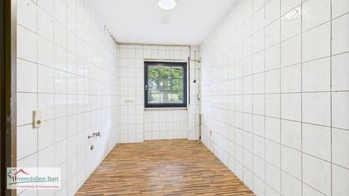 Küche Gastro - Einfamilienhaus mit 245,00 m&sup2; in Mettlach / Weiten zum Kaufen