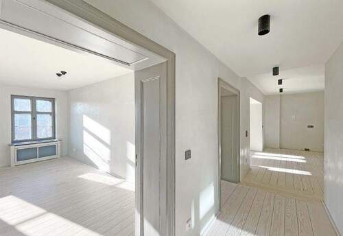 Blick vom Eingang - Etagenwohnung mit 108,60 m&sup2; in Berlin zum Kaufen