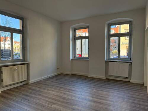 Wohnzimmer - 3 Zimmer Etagenwohnung in Meißen