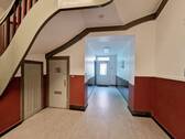 Eingangsflur Haus - 4-Zi-Altbauwohnung in Berlin-Wilmersdorf!