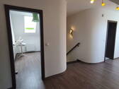 Flur und weiterer Abstellraum - 