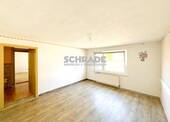 … im Inneren helle Wohnlichkeit - 