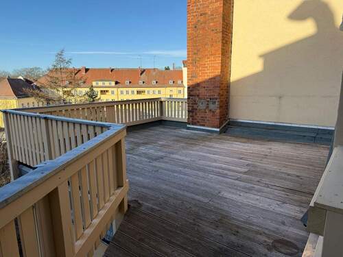 Dachterrasse - 5-Raum-Wohnung mit Dachterrasse & Fahrstuhl!