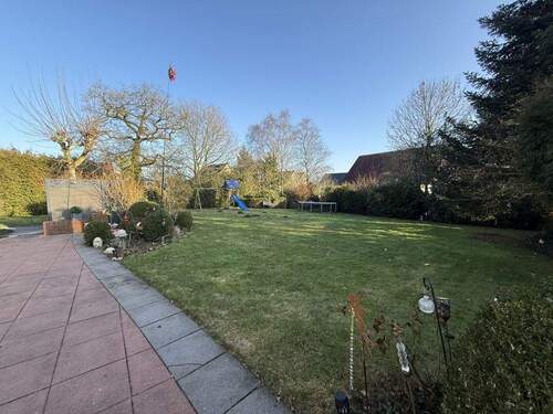 Garten - Einfamilienhaus mit 157,00 m&sup2; in Friedeburg zum Kaufen