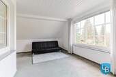 Wohnlich ausgebautes Zimmer im Dachgeschoss... - 