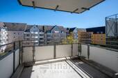 Balkon 2 - 2-Raumwohnung mit Balkon und Fahrstuhl + PKW-Stellplatz