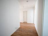 Flur - Etagenwohnung mit 66,00 m&sup2; in Chemnitz zur Miete