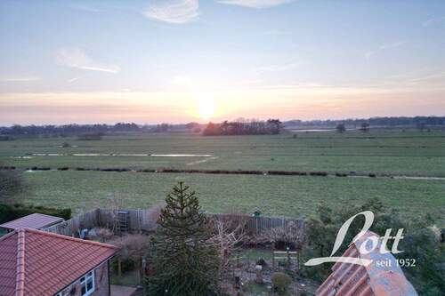 Ausblick auf Wiesen und Felder - 5 Zimmer Einfamilienhaus in Großefehn / Ostgroßefehn