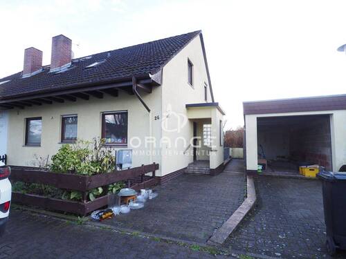 Ansicht vorne - * Charmant. Gepflegt. Durchdacht. - Doppelhaushälfte mit Stil und Substanz *