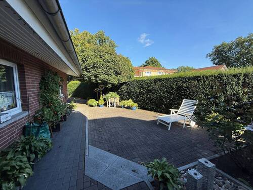 Gepflegter Gartenhof - 