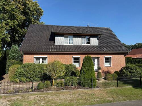 Außenansicht Bild 2 - 1 Zimmer Mehrfamilienhaus, Wohnhaus in Winsen (Luhe)