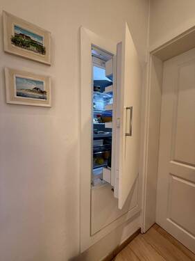 Eingebauter Kühlschrank - 