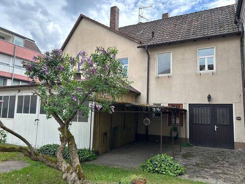 Ansicht - 5 Zimmer Mehrfamilienhaus, Wohnhaus zum Kaufen in Erlangen