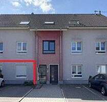 Gepflegte 3 ZKB mit Terrasse, PKW-Stellplatz und Garage in zentrumsnähe von Losheim! - Losheim am See