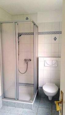 Gäst-WC mit Dusche Haus 2 - 