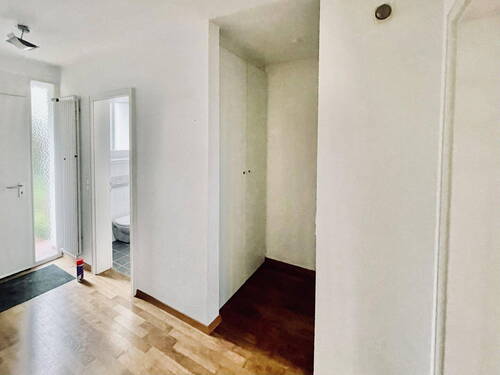 Eingang, Garderobe - 
