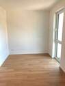 Wohnzimmer, unmöbliert - 